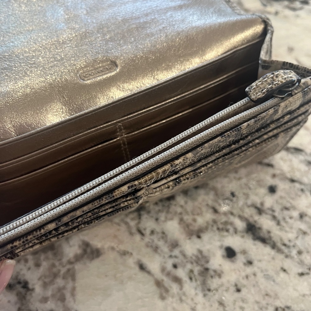 Coach wallet - Picture 6 of 9